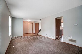 3602 Willow Run Dr in Toledo, OH - Building Photo - Building Photo