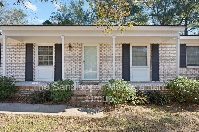property at 628 Highwood Cir