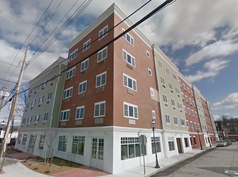 Red Lion Apartments in Ossining, NY - Building Photo