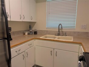 3801 NE 22nd Ter, Unit 7 in Lighthouse Point, FL - Building Photo - Building Photo