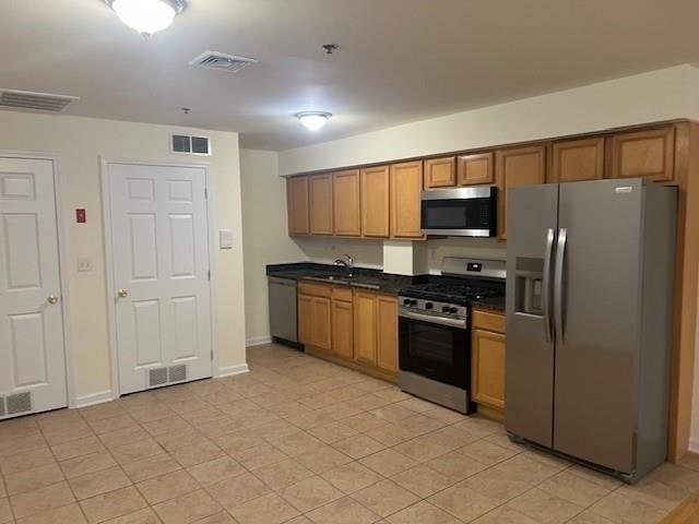 property at 1031 Clinton St