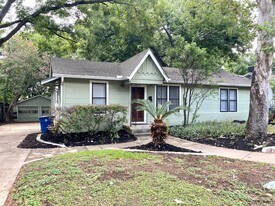 1305 Oxford Ave in Austin, TX - Building Photo