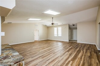 1253 Paradise Way in Venice, FL - Building Photo - Building Photo