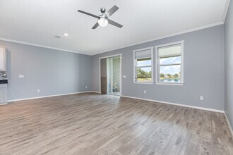 11638 Woodleaf Dr in Bradenton, FL - Building Photo - Building Photo
