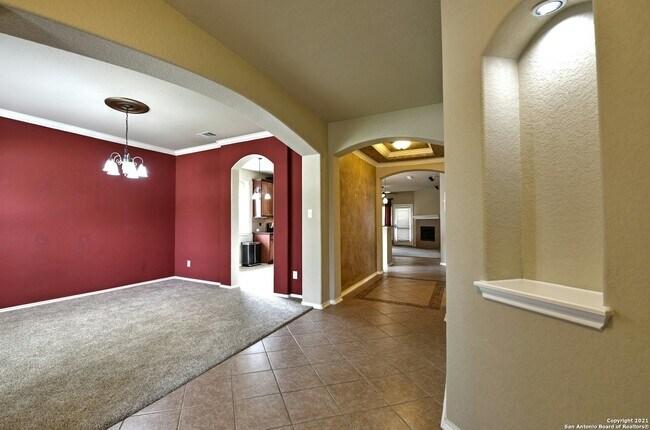 3527 Sumantra Clf in San Antonio, TX - Building Photo - Building Photo