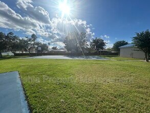 1309 Horsemint Ln in Zephyrhills, FL - Building Photo - Building Photo