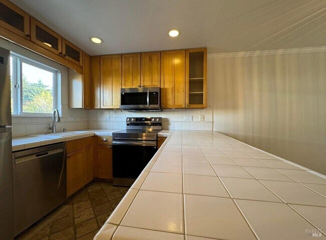 19 Pixley Ave in Corte Madera, CA - Building Photo - Building Photo