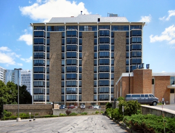 Rochester Towers in Rochester, MN - Building Photo - Building Photo