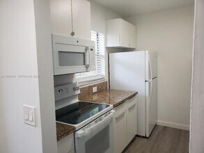 3238 NW 102nd Terrace in Coral Springs, FL - Building Photo - Building Photo