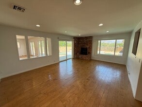 12146 Salem Dr in Los Angeles, CA - Building Photo - Building Photo