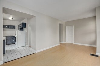3036 Urwiler Ave in Cincinnati, OH - Building Photo - Building Photo