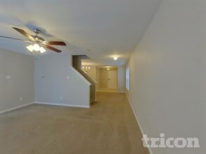 923 Littleton Dr in Concord, NC - Foto de edificio - Building Photo