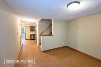 433 Station 44 Pl in Painesville, OH - Foto de edificio - Building Photo