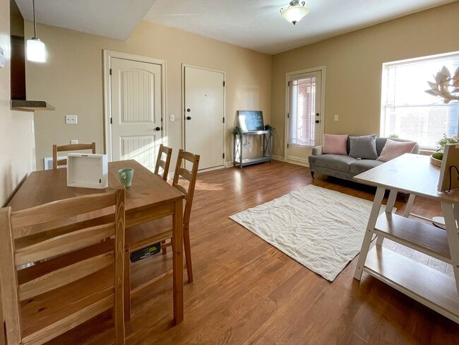 The Melrose in Omaha, NE - Foto de edificio - Building Photo