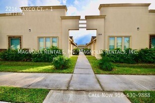 2216 Taxco Ct, Unit 1 in Edinburg, TX - Building Photo