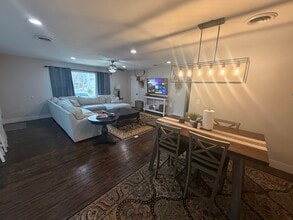 321 Village Dr in Auburn, AL - Building Photo - Building Photo