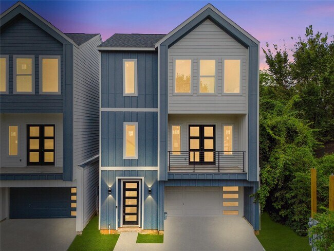 property at 2807 Brailsfort St