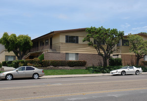 4514-4518 Clairemont Dr Apartments