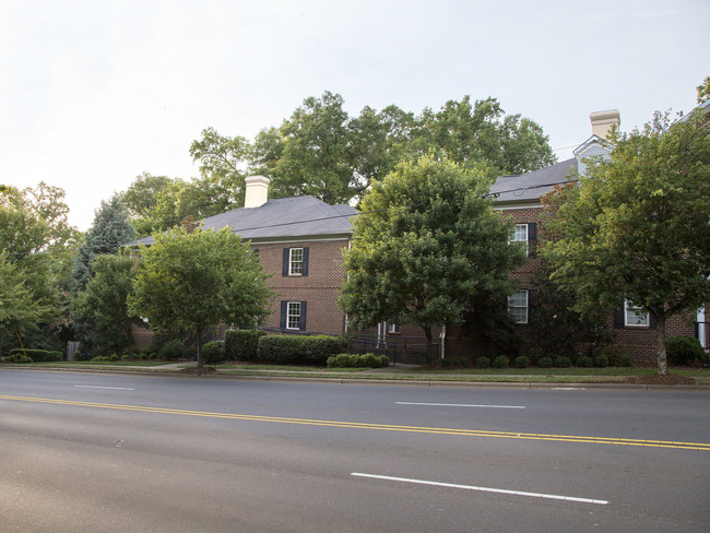 Park Selwyn Apartments in Charlotte, NC - Building Photo - Building Photo