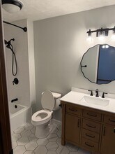 343 Bellerive Rd in Springfield, IL - Building Photo - Building Photo