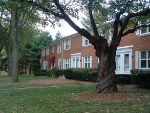 Maplewood Heights in Columbus, OH - Building Photo - Building Photo