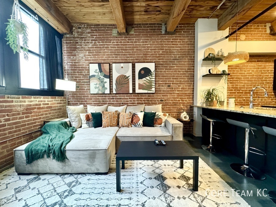 408 W 8th St-Unit -502 in Kansas City, MO - Foto de edificio