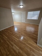 18037 SE Rose St-Unit -18037 in Portland, OR - Building Photo - Building Photo