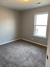 5110 Keegan Way in Louisville, KY - Building Photo - Building Photo
