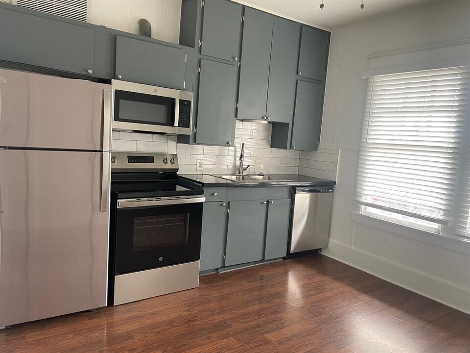 4310 Mt Vernon St in Houston, TX - Building Photo
