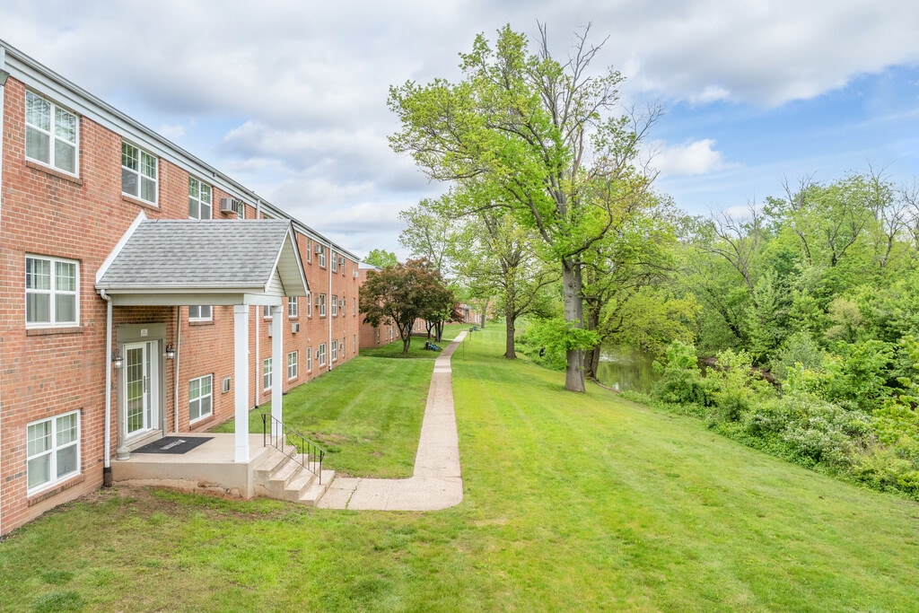 Covered Bridge Apartments in Perkasie, PA
