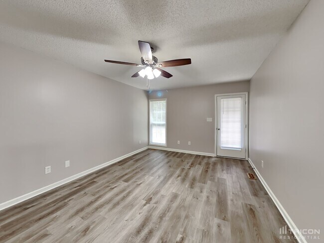 1028 Spawn Pl photo'