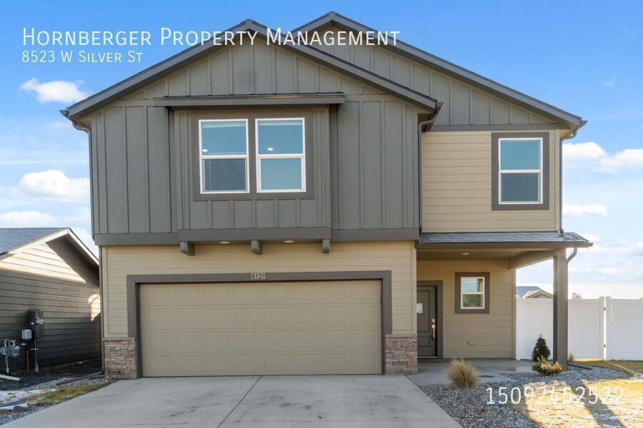 8523 W Silver St in Cheney, WA - Building Photo