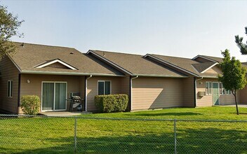 340 St in Ephrata, WA - Building Photo - Building Photo
