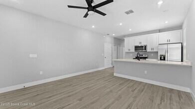 4495 Barna Ave in Titusville, FL - Building Photo - Building Photo