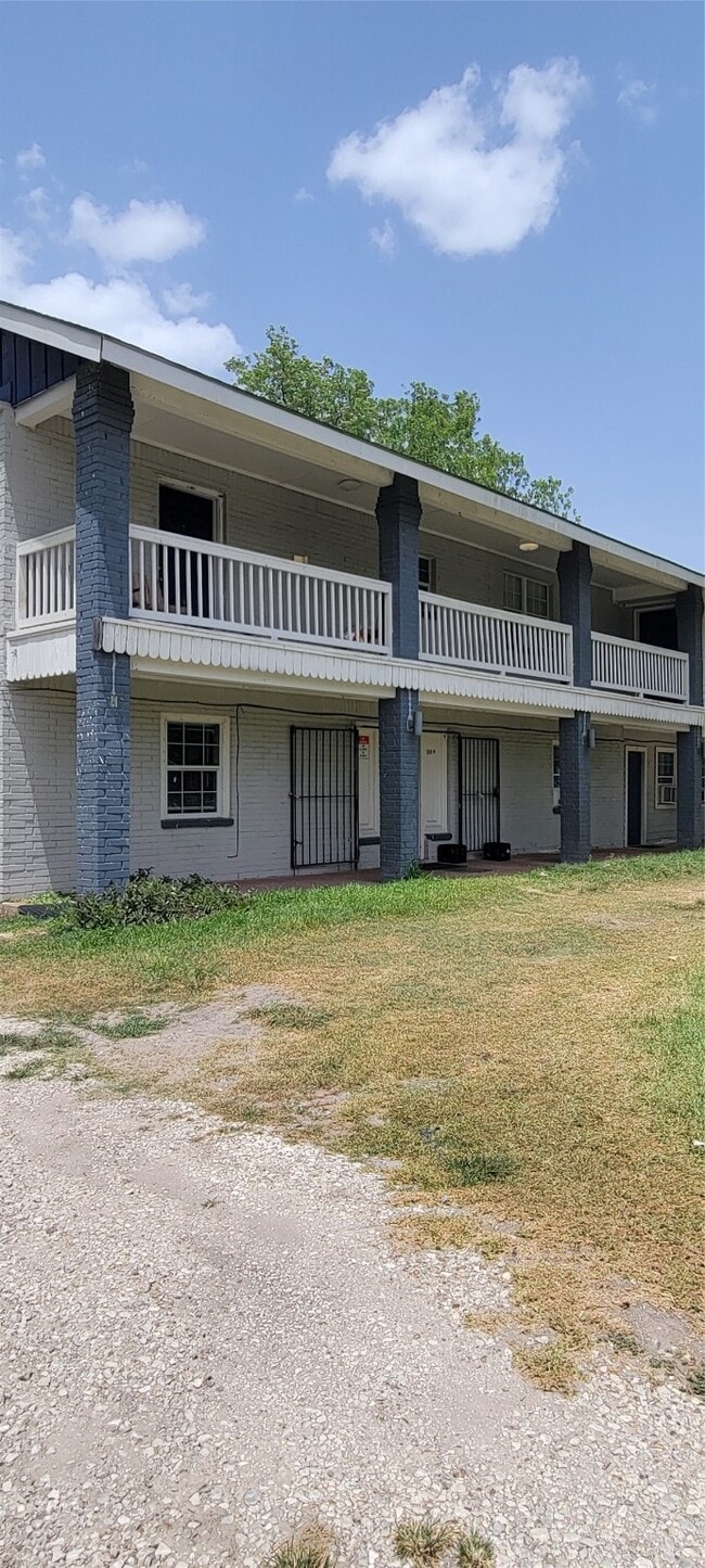 property at 5301 Collingsworth St