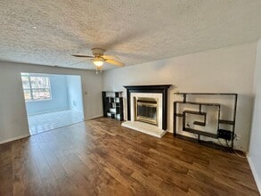 819 Stony Dr in Newport News, VA - Building Photo - Building Photo