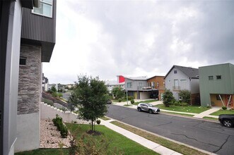 6117 Seville Dr in Austin, TX - Building Photo - Building Photo
