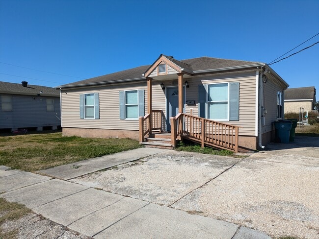 property at 807 21st St