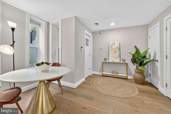 1450 Fairmont St NW in Washington, DC - Building Photo - Building Photo