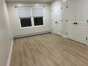 122 Harrison Ave, Unit #2 in Garfield, NJ - Foto de edificio - Building Photo