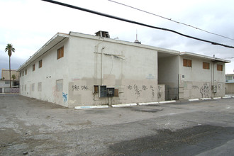 2616 Sherwood St in Las Vegas, NV - Building Photo - Building Photo