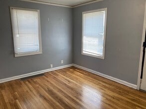 819 W 26th St in Kearney, NE - Foto de edificio - Building Photo