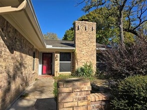 2822 Oak Forest Dr in Grapevine, TX - Building Photo - Building Photo