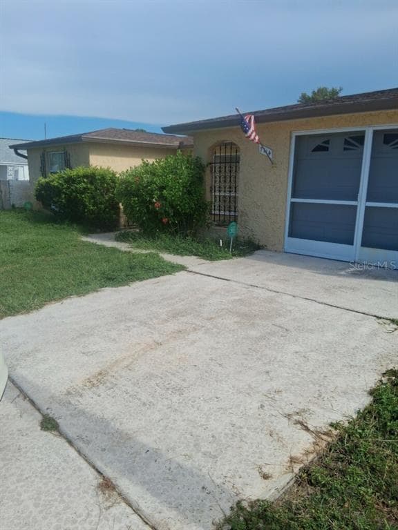 7114 Potomac Dr in Port Richey, FL - Foto de edificio - Building Photo