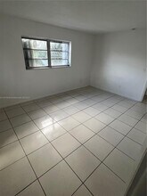 15221 NE 6th Ave in Miami, FL - Building Photo - Building Photo