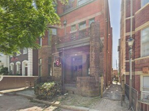 7 E Franklin St in Richmond, VA - Foto de edificio - Building Photo