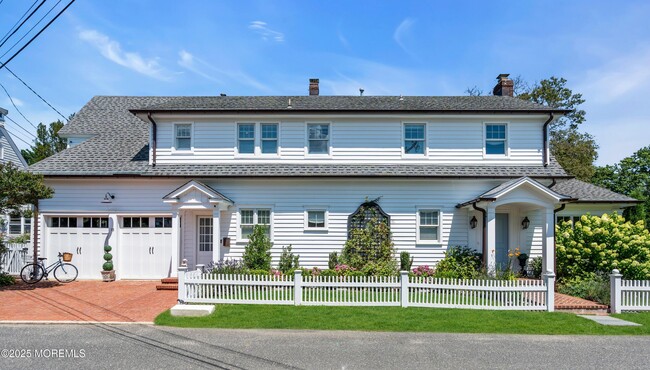15 West St in Monmouth Beach, NJ - Building Photo - Building Photo