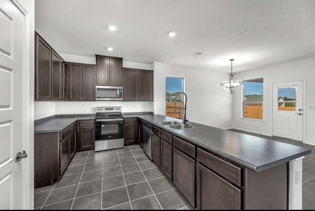 18600 Golden Eagle Way in Elgin, TX - Building Photo - Building Photo