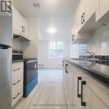 125 Shelborne Ave in Toronto, ON - Building Photo - Building Photo