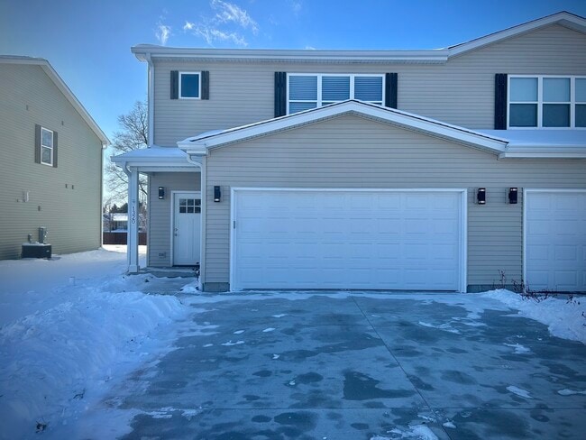 property at 1320 8th St